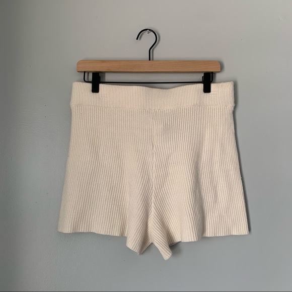 NWT The Drop Knit Shorts in Neutral Cream - Picture 7 of 13